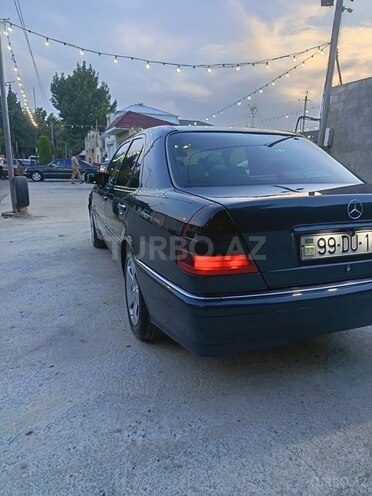 Mercedes C 220-7