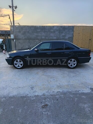 Mercedes C 220-6