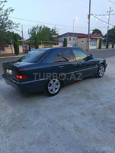 Mercedes C 220-9