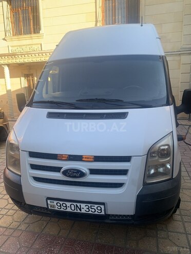 Ford Transit-1