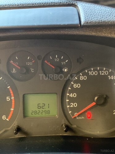 Ford Transit-4