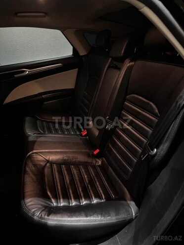 Ford Fusion (North America)-6
