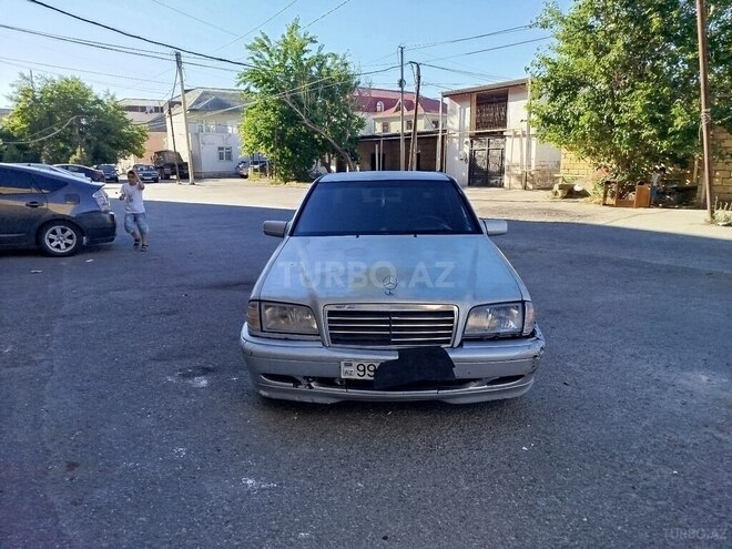 Mercedes C 240-1
