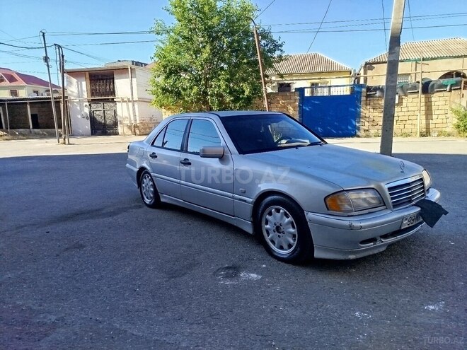 Mercedes C 240-4