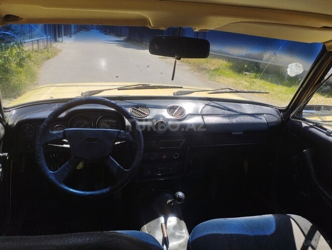 LADA (VAZ) 2106-4