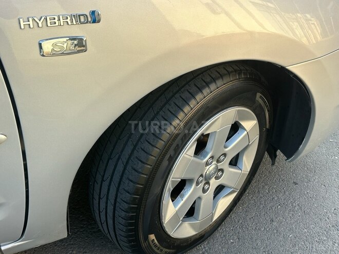 Toyota Prius-20