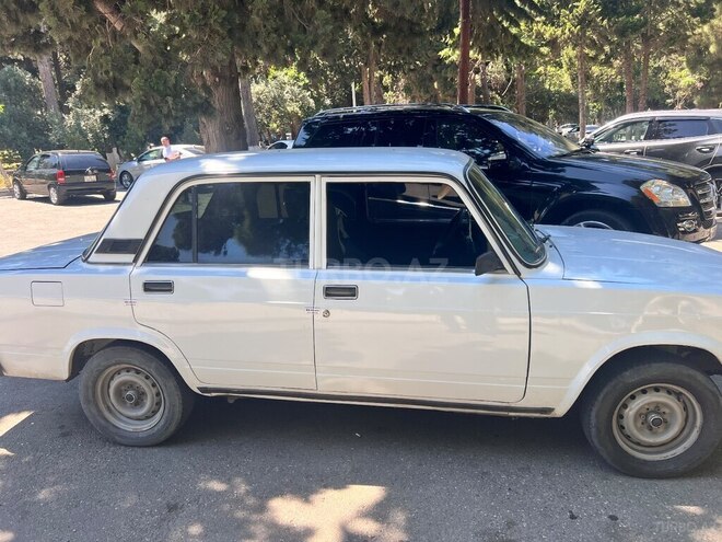 LADA (VAZ) 2107-3