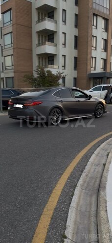 Toyota Camry-3