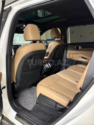 Kia Sorento-8