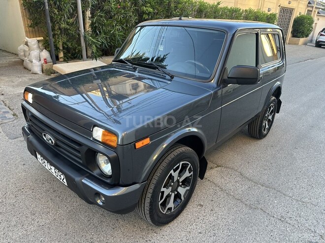 LADA (VAZ) Niva-6