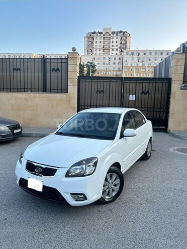 Kia Rio-2