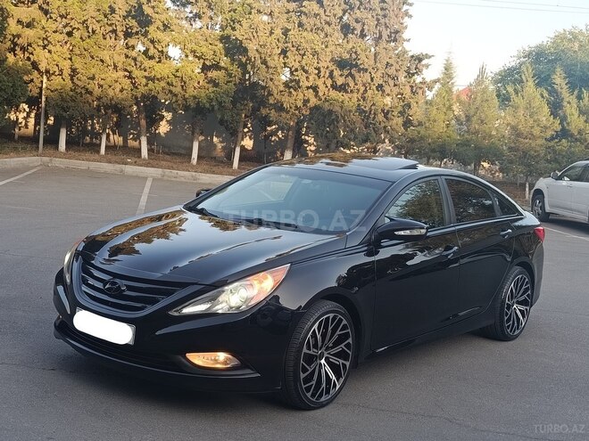 Hyundai Sonata-5