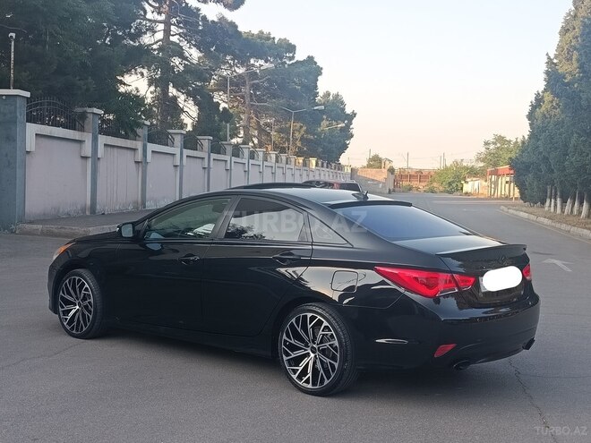 Hyundai Sonata-6