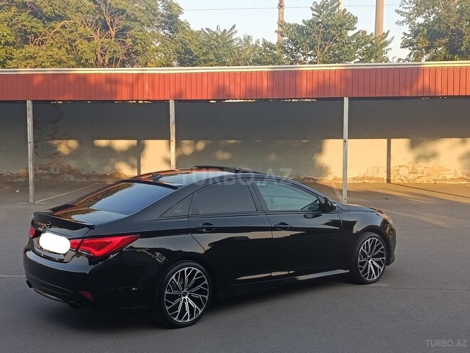 Hyundai Sonata-8