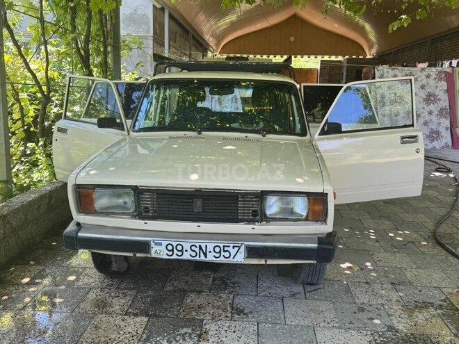 LADA (VAZ) 2104-1