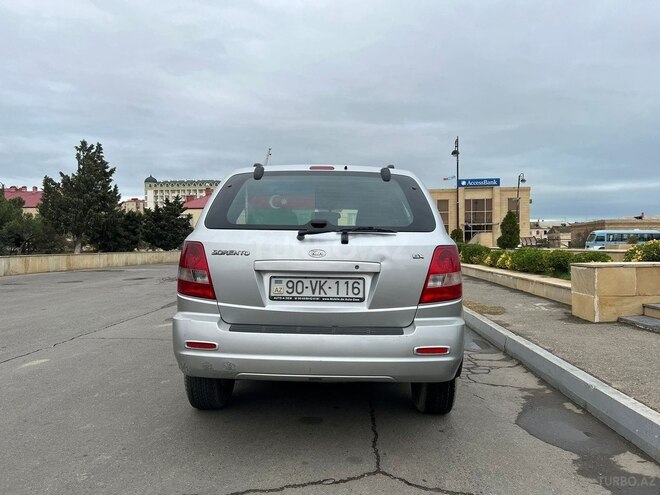 Kia Sorento-2