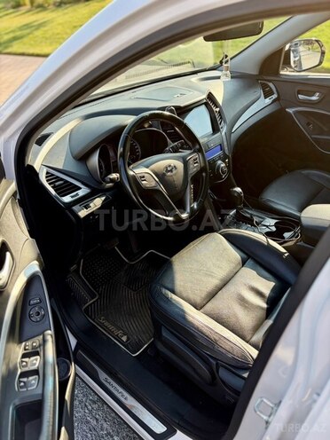 Hyundai Santa Fe-10