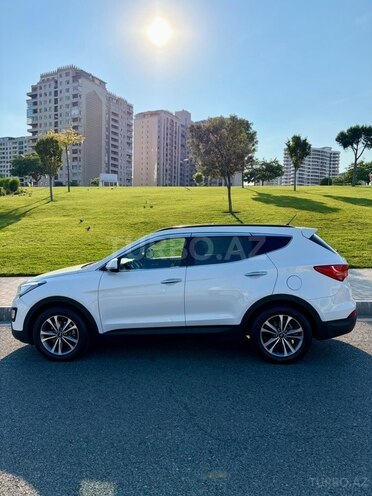 Hyundai Santa Fe-4