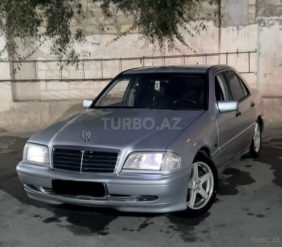 Mercedes C 200-12