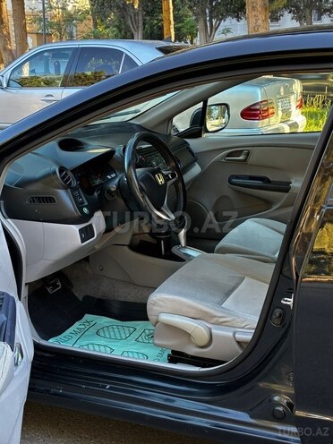 Honda Insight-8