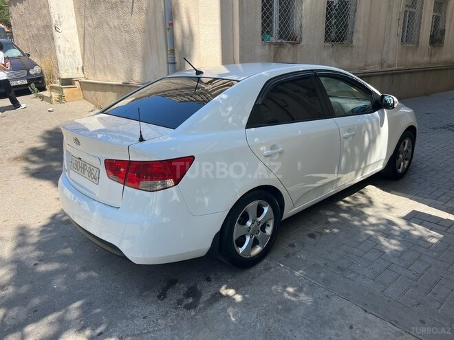 Kia Cerato-4