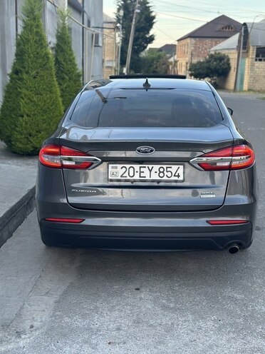 Ford Fusion (North America)-3