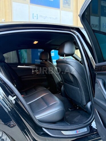 BMW 528-7