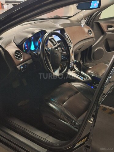 Chevrolet Cruze-9
