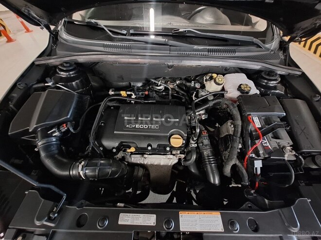 Chevrolet Cruze-6