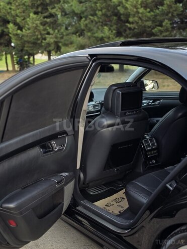 Mercedes S 500-11