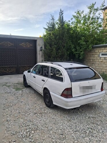 Mercedes C 200-3