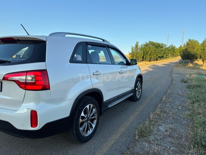 Kia Sorento-8