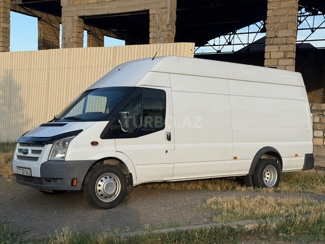 Ford Transit-2