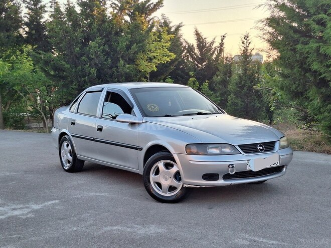 Opel Vectra-10