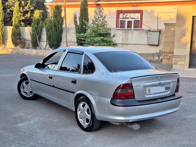 Opel Vectra-7