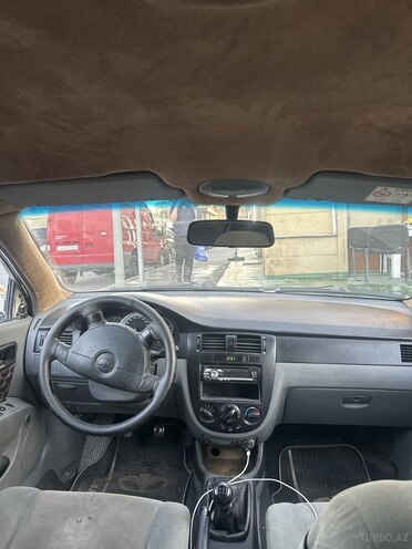 Daewoo Gentra-2