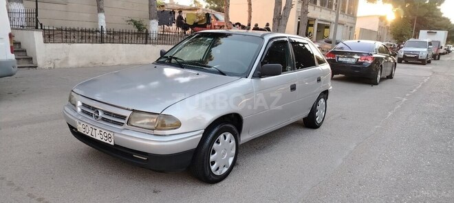 Opel Astra-8