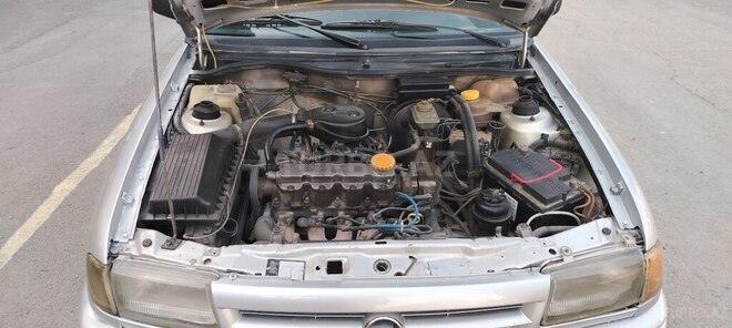 Opel Astra-13