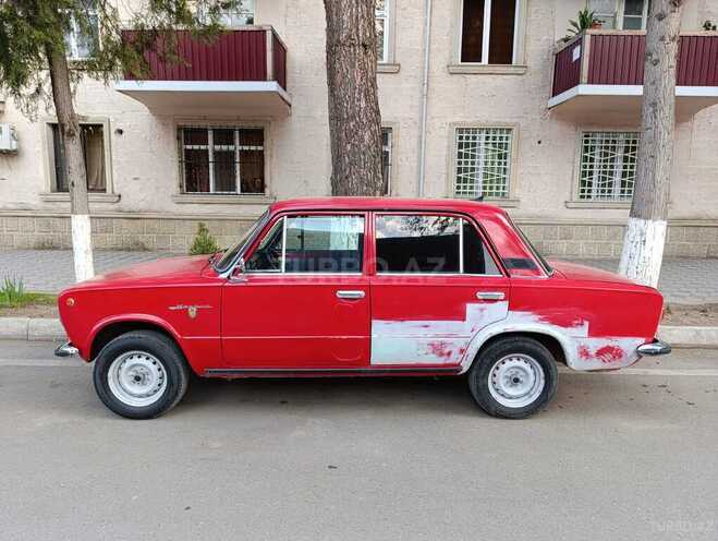 LADA (VAZ) 21011-4
