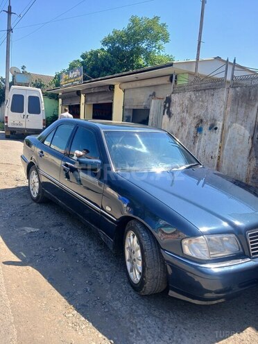 Mercedes C 240-3