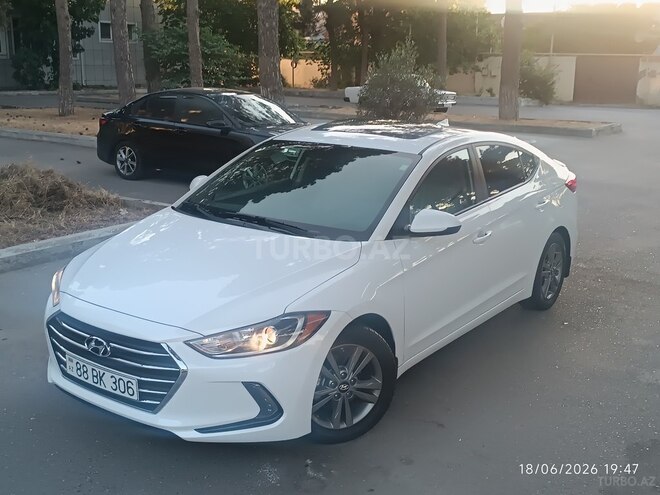 Hyundai Elantra-5