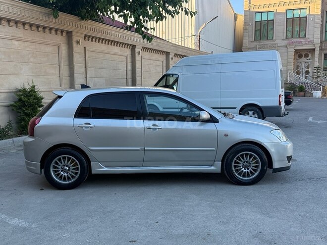 Toyota Corolla-6