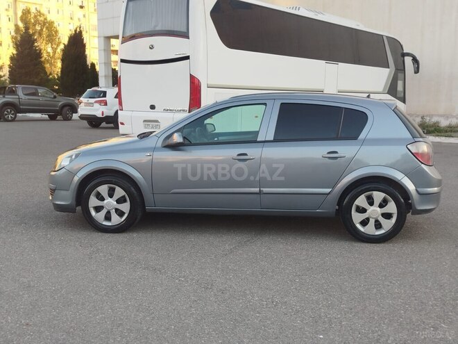 Opel Astra-11