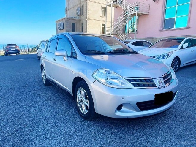 Nissan Tiida-8