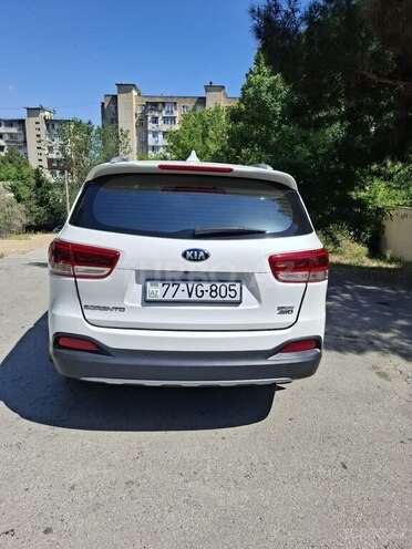 Kia Sorento-2