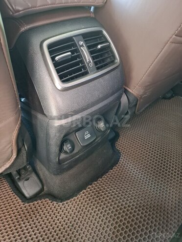 Kia Sorento-10