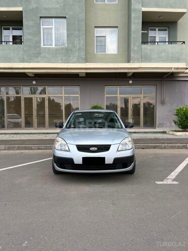 Kia Rio-1