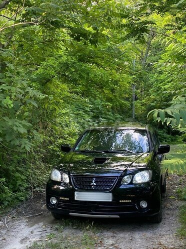Mitsubishi Airtrek-3