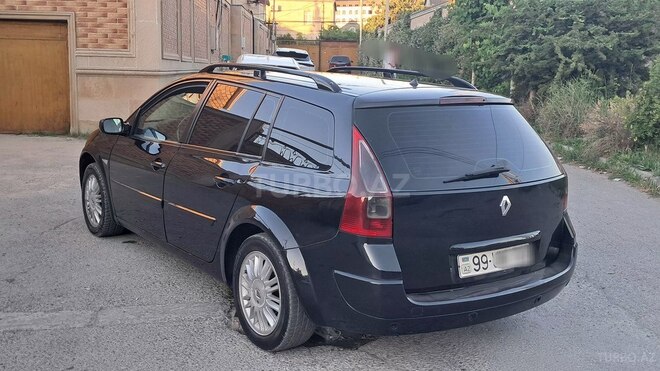 Renault Megane-2