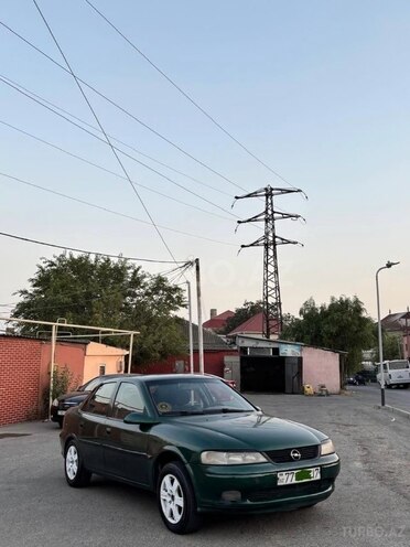 Opel Vectra-2